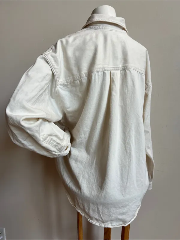 Levi's Off-White Button-Up Oversized Shirt Jacket - Image 5