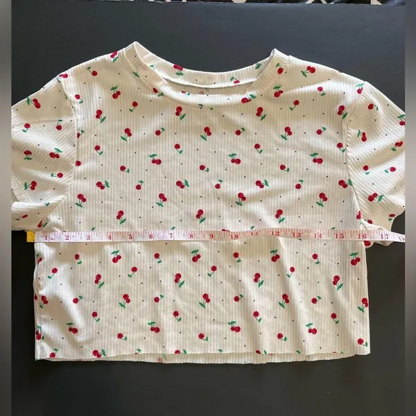 YUMMY SOFT Cherries Ribbed Short Sleeve Crewneck Crop Top Shirt Women’s M EUC - Image 6