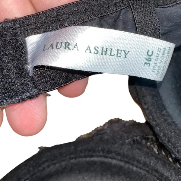 Laura Ashley Black Lace‎ Push-Up Bra 36C Underwire Padded Lingerie Bra - Image 6