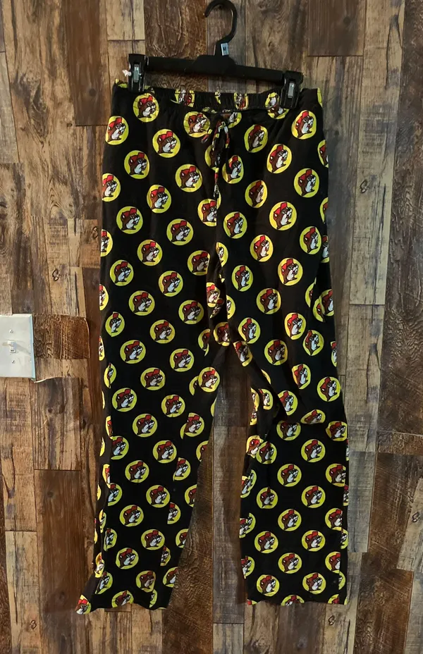 Buc-ee's Woman’s beaver 🦫 print pajamas pants size medium. - Image 2
