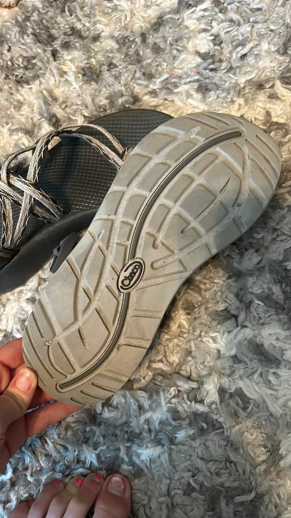 Gray Size 8 - Image 4