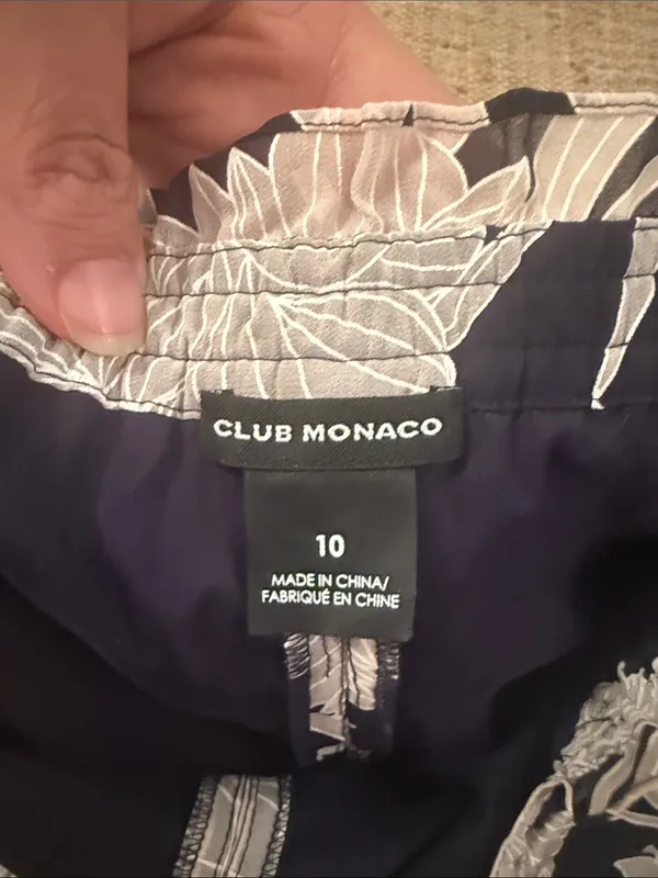 Club Monaco Katya Floral Pleated Short Navy Cream Size 10 - Image 5