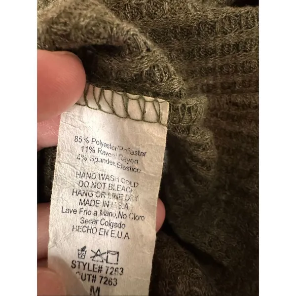 Hem & Thread Olive Green Waffle Knit Mock Neck Bodysuit Women’s Medium - Image 4