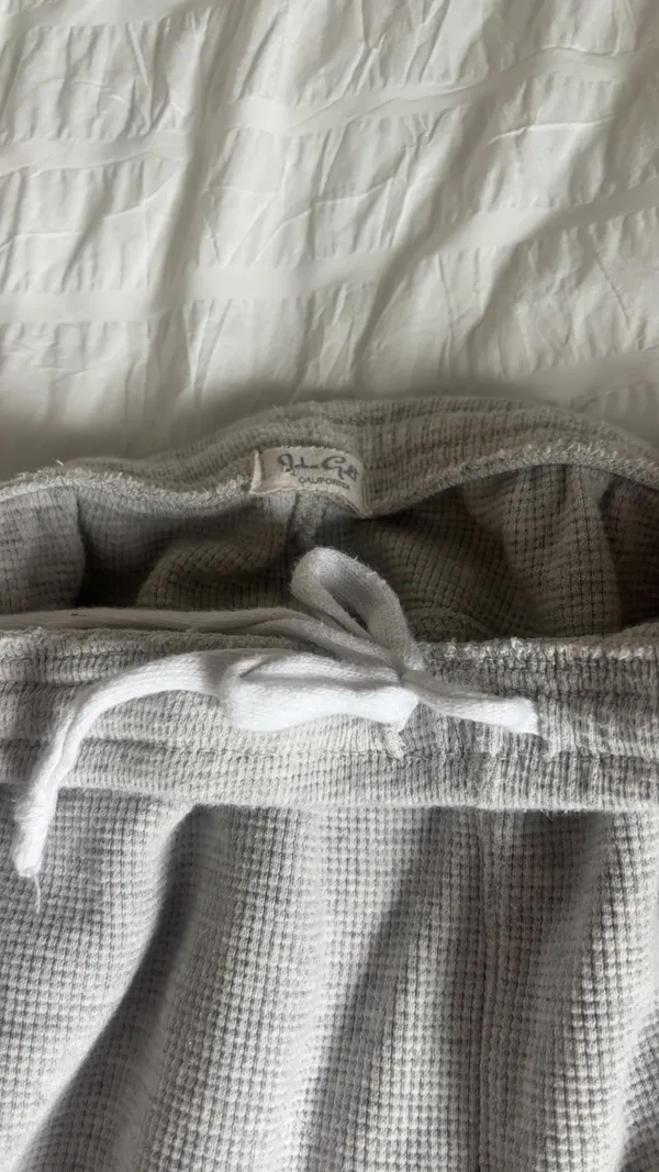 Brandy Melville Waffle Knit Sweatpants Anastasia grey - Image 2