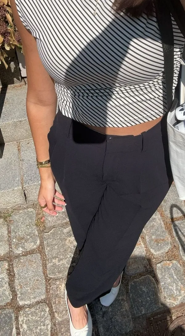 Black Aritzia Effortless Pants - Image 5