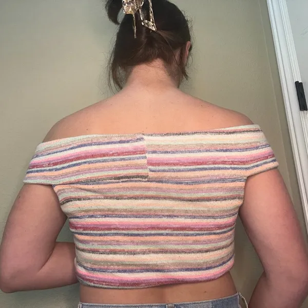 URBAN OUTFITTERS Kimchi Blue Off Shoulder Twisted Front Crop Top - M - Image 5