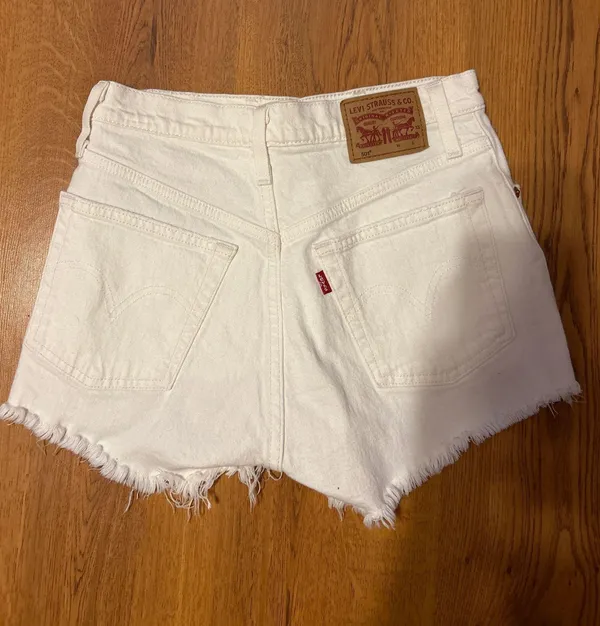Levi’s Shorts 501 - Image 2