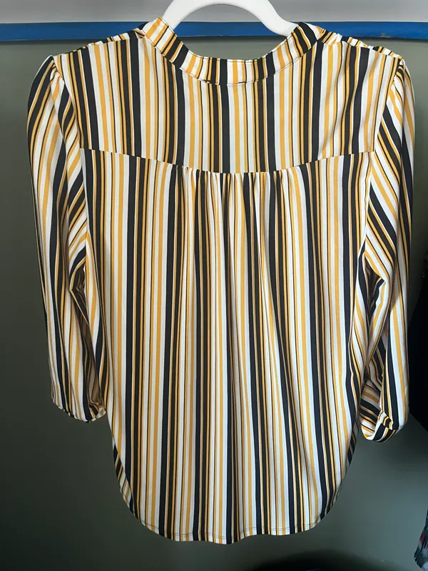 Cocomo Women’s Blouse Multiple Size M petite - Image 3