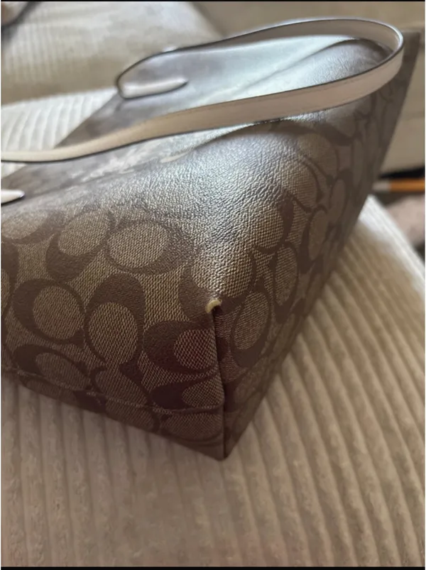 Coach Purse - Image 4