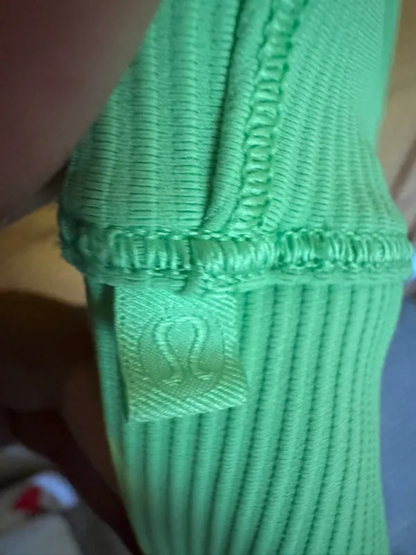 Lululemon reversible tank top - Image 3
