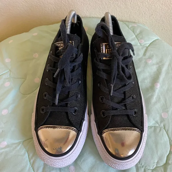 Converse Black Womens Sneakers size 5.5 - Image 4