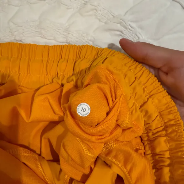 Lululemon Athletica Vibrant Yellow hottie hot shorts!!! - Image 4