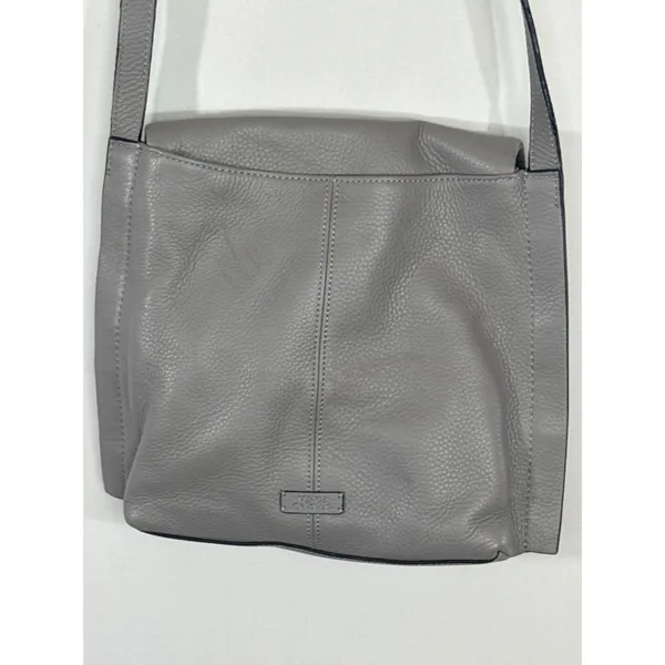 Vince Camuto Grey‎ Pebbled Leather Crossbody Bag Ring Detail Adjustable Strap - Image 8