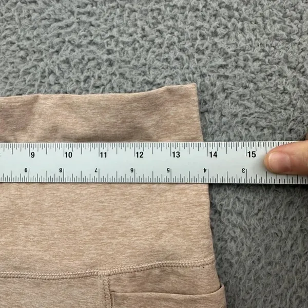 Calia High Rise Bike Shorts Beige Athletic Athleisure Pockets Women's Medium - Image 5
