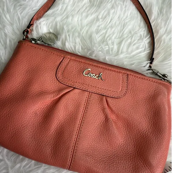 COACH y2k Ashley Mini Purse Wristlet Mini Purse - Image 3
