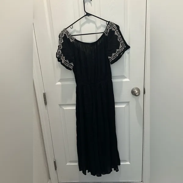 Lulus Black Jumpsuit with Off White Embroidery and Tassel - Image 3