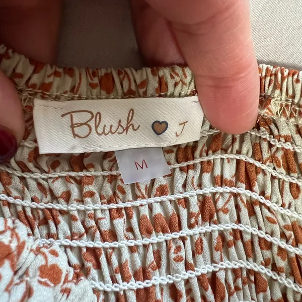 Blush Rust and Cream‎ Patterned Dress Size Medium - Image 2
