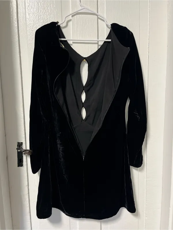 For Love & Lemons Beatrix Velvet Embellished cut out black Dress size Medium - Image 9