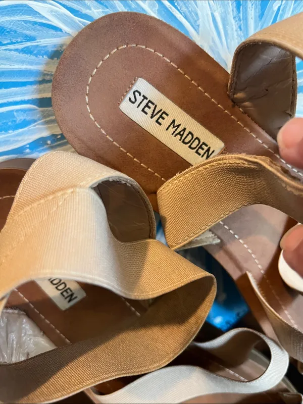 Steve Madden Comfy Tan Sandals - Image 2