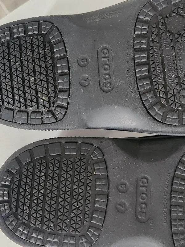 Crocs On The Clock Black Work Clogs Size Womens 7 Mens 5 Flaw - Image 10