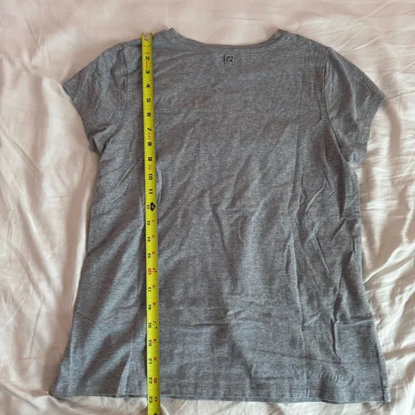 Calvin Klein Heather Gray Short Sleeve Logo T-Shirt Size Small - Image 6