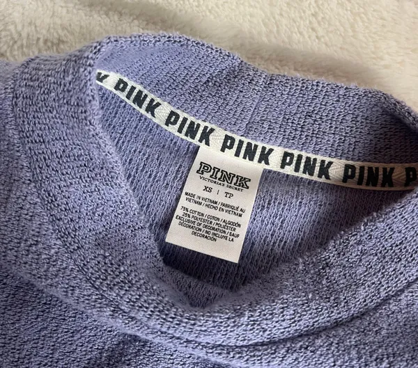 PINK Victoria’s Secret Sweatshirt - Image 3