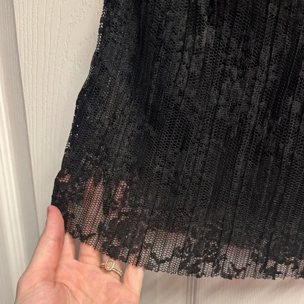 NWT Lily Black One Shoulder Black Lace Club Top Size Large - Image 3