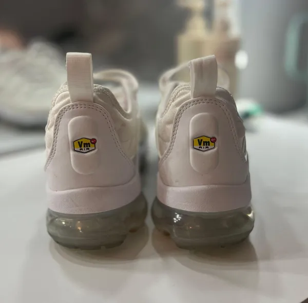 Nike Air Vapormax Plus - Image 2