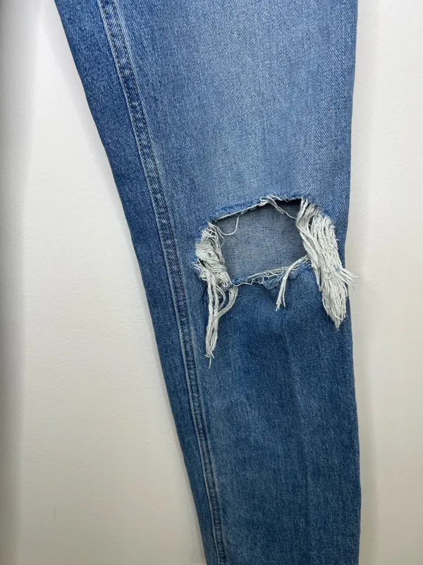 Abercrombie & Fitch Low Rise 90s Straight Jeans - Image 4