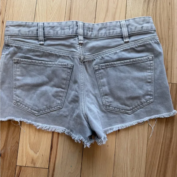 Free people light gray denim shorts! Size 26! - Image 2