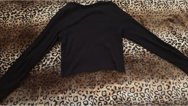 Divided Top Long Sleeve - Image 2