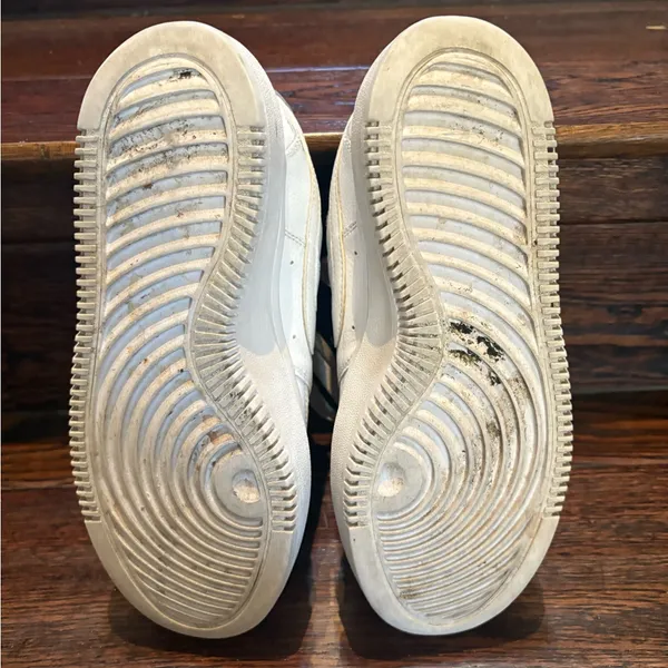 Nike Women's Air Force 1 Platform Sneaker Shoes in size 6 - Image 5