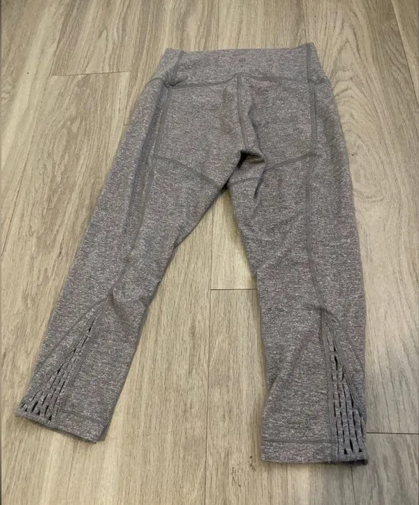 Lululemon - Image 3