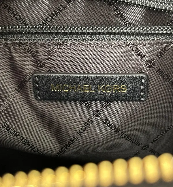Michael Kors Set - Image 12