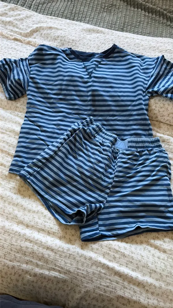 Blue striped set - Image 4