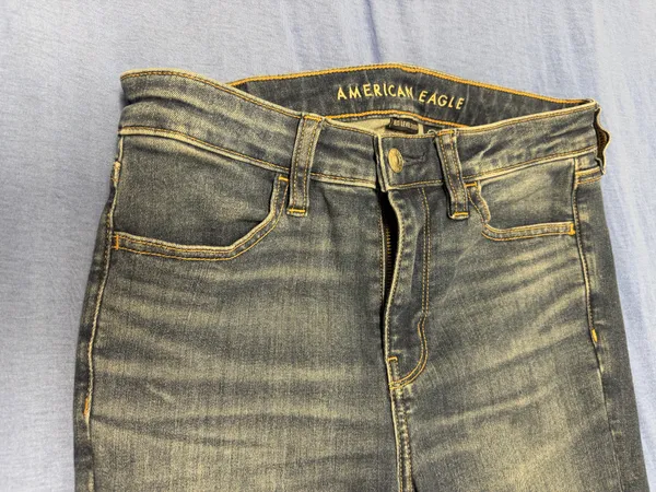American Eagle Next Level Stretch Straight Leg Jeans Size 6 - Image 2