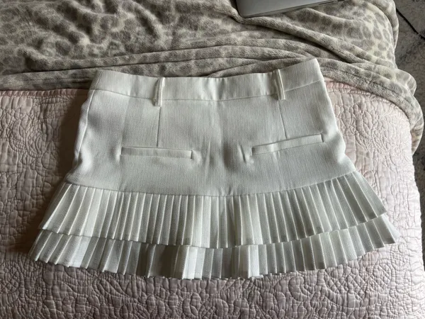 Amazon Mini skirt - Image 2