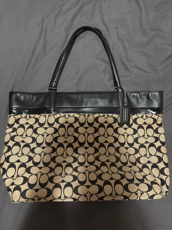Coach purse  - Image 2