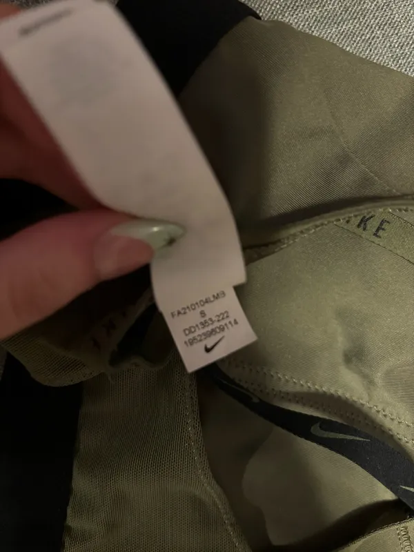 Nike Sports Bra - Image 3