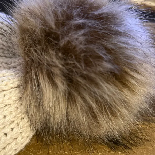 Marcus Adler sequin stars and pearls beanie pom pom hat - Image 4