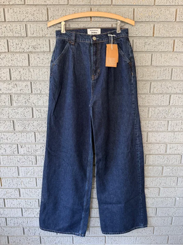 Reformation Miami Pleated Trouser Jeans size 25 Darkwash High Rise Wide Leg - Image 3