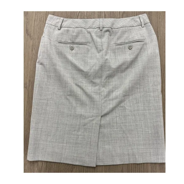 Express Design Studio, Gray Editor Skirt, Size 8 - Image 2
