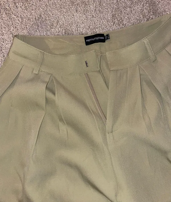 Pretty Little Thing Green Trouser Set - Image 4