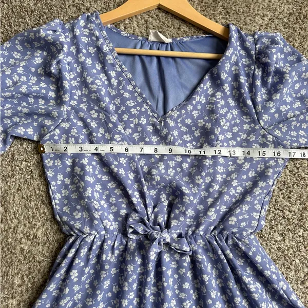 🦋 Sienna Sky Blue White Floral Puff Sleeve Mini Dress Casual Cottagecore Small - Image 5