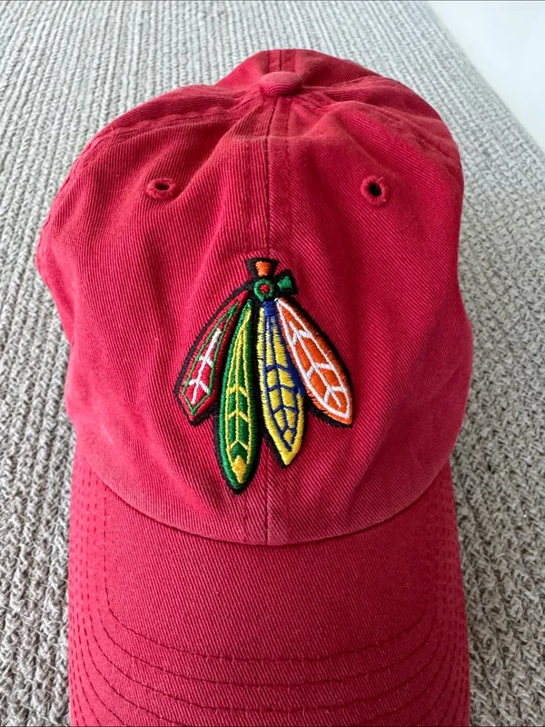 Vintage Red Blackhawks Hockey Baseball Cap Hat - Image 3