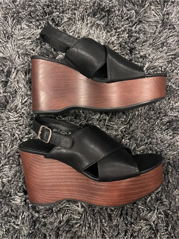 🌺Universal Threads NAOMI WOOD WEDGE BLACK SANDALS SIZE 9.5🌺 - Image 3