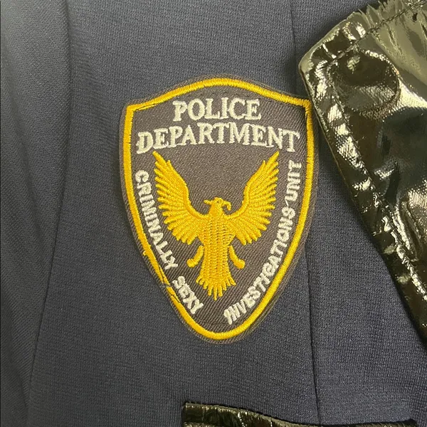 Spirit Halloween Officer Pat U Down Police Officer Costume Size Adult L - Image 5
