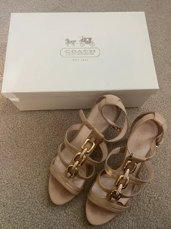 Tan  Heels - Image 2