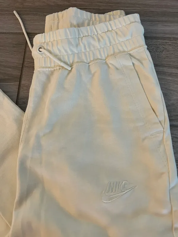 Nike Matching Set - Image 7