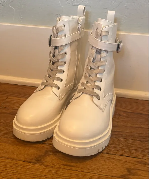 White Combat Boots Size 8 - Image 3
